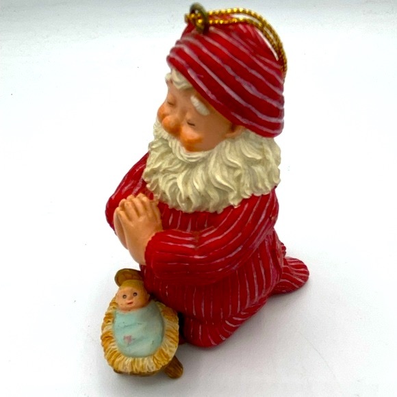 Vintage Giordano Art Kneeling Santa In Red Stripped PJs Kneeling by Baby Jesus - Picture 6 of 7
